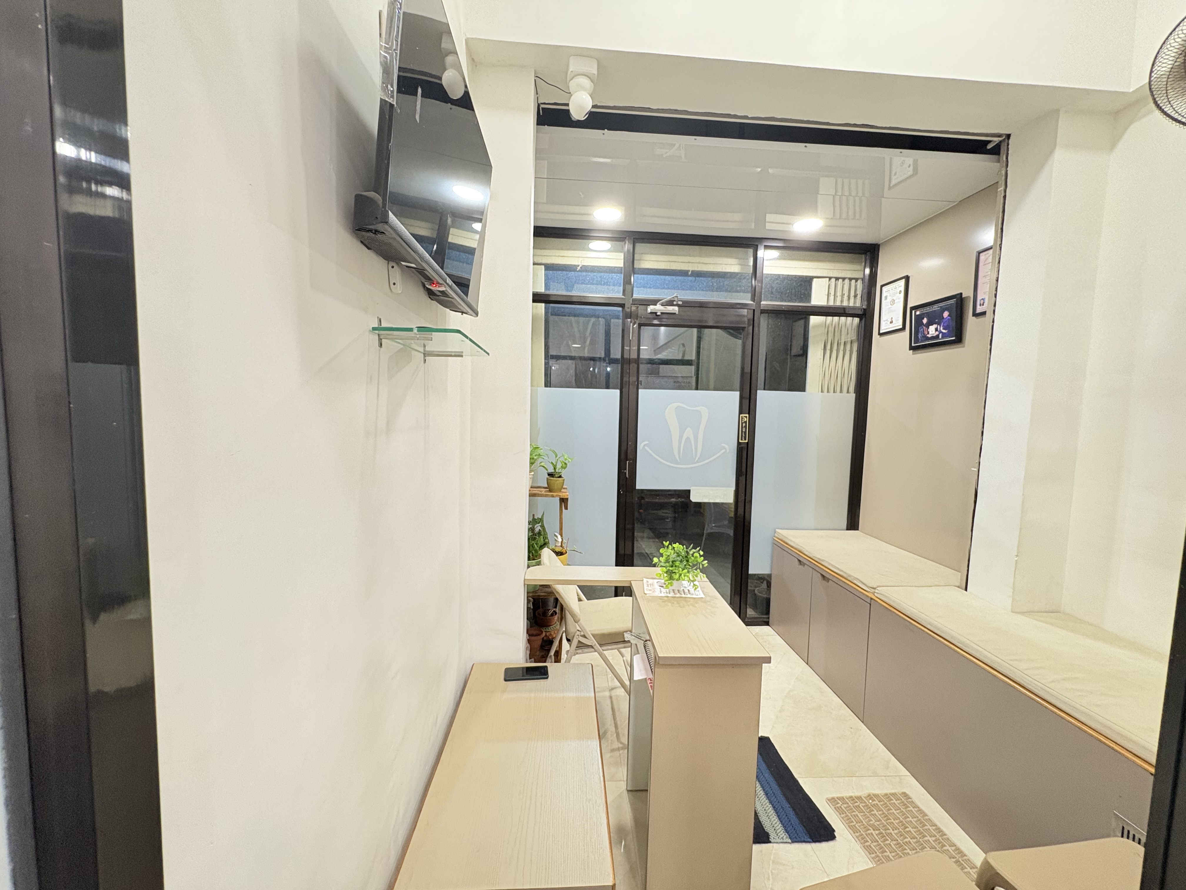SmileKraft waiting area